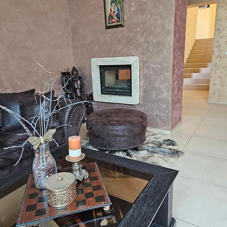 Family Hotel Komhotel Berkovitsa Luaran gambar